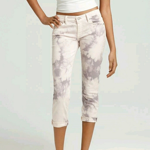 7 For All Mankind Denim - Pink Purple Seven 7 for all mankind Crop Jeans